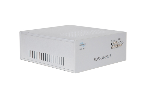 購入 高精度埋め込まれたSDR Ettus USRP E310 56MHzの帯域幅USB 3.0インターフェイス online manufacture