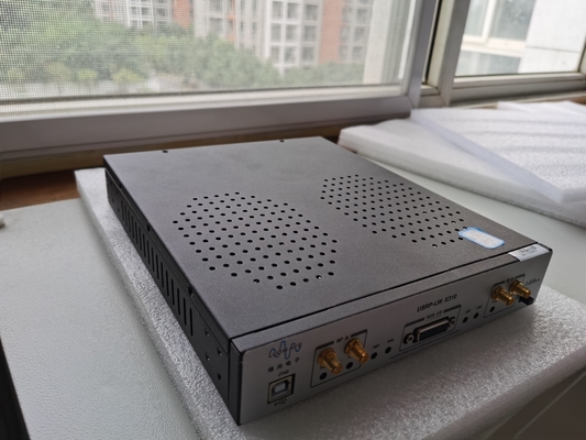 拡張可能な120MHzによって埋め込まれるSDR USRP 2950の高性能のソフトウェアによって定義されるラジオ
