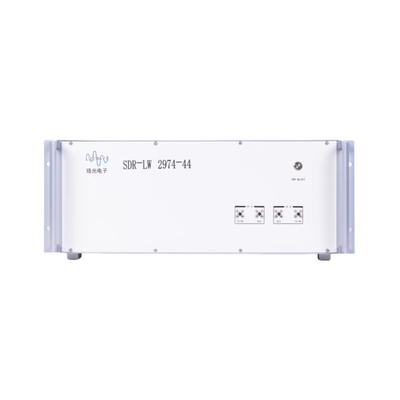 SDR-LW 2974-44 RF 10 MHz-44 GHz 160 MHz BW 各2チャンネル 4 × USB 3.0 2 × SFP+ 4 × PCIE BUS i7 プロセッサ USRP 統合ソフトウェア定義無線機