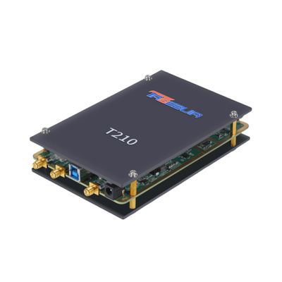 Ettus USRP B210 互換性,ArtixTM 7 100T FPGA,AD9361 RF 70 MHz-6 GHz,56 MHz BW 各, 2 チャネル USRP ソフトウェア定義ラジオデバイス